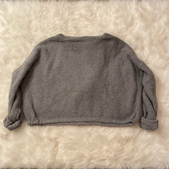 ⭐️HP⭐️ EUC hooded American Eagle Sweater - Picture 12 of 13